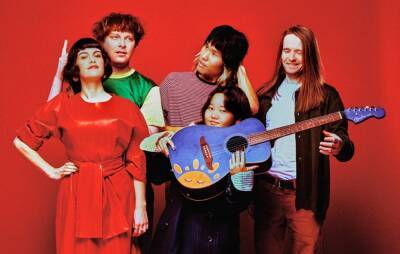 Superorganism share “deliciously obnoxious” new pop single ‘crushed.zip’ - www.nme.com - Britain - London - city Kingston - Japan