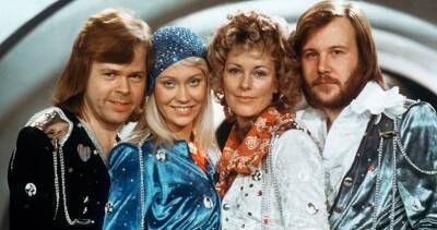 Official Chart Flashback 1974: ABBA's Eurovison-winning Waterloo becomes their first UK Number 1 - www.officialcharts.com - Britain - Sweden