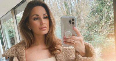 What is pregnancy reflexology as Sam Faiers gets treatment after sleep struggles - www.ok.co.uk