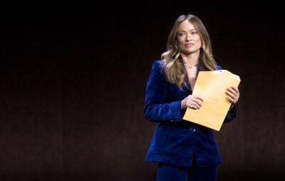 Olivia Wilde served custody papers by Jason Sudeikis at CinemaCon - www.nme.com
