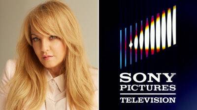 Wendi McLendon-Covey Inks First-Look Deal With Sony Pictures Television - deadline.com