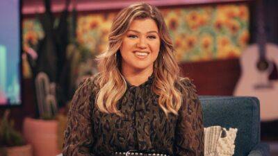 Kelly Clarkson Shares How She Celebrated Her 40th Birthday (Exclusive) - www.etonline.com - USA