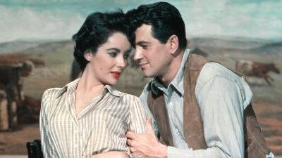 Hudson - Elizabeth Taylor secretly visited Rock Hudson on his deathbed: ‘He was calm and hoped for the best’ - foxnews.com - USA - Taylor - Washington, area District Of Columbia - Columbia - county Rock - city Elizabeth, county Taylor - county Hudson