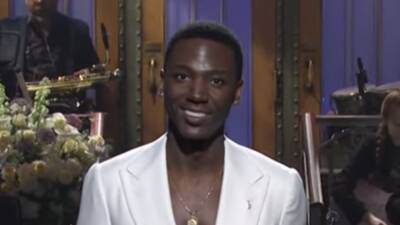 Will Smith - Jada Pinkett - Chris Rock - Andy Warhol - Jerrod Carmichael - ‘SNL’: Jerrod Carmichael Talks Coming Out, Refuses To Talk About Will Smith’s Oscars Debacle In Opening Monologue - deadline.com - New York - New York - county Rock