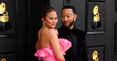 Grammys 2022: John Legend and Chrissy Teigen, More of the Hottest Couples on the Red Carpet - www.usmagazine.com - Las Vegas - New Jersey