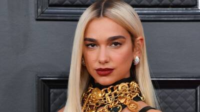 Dua Lipa Just Arrived at the Grammys With Waist-Length Blonde Hair - www.glamour.com