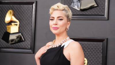Lady Gaga Hits 2022 GRAMMYs Red Carpet as Only She Can - www.etonline.com - state Nevada