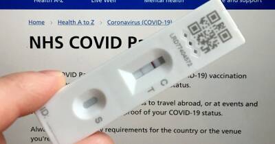 What does a faint second line on Covid LFT test mean and should you self-isolate? - www.dailyrecord.co.uk - Scotland