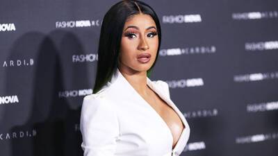 Cardi B Deletes Her Twitter Instagram: Calls Out Fans For ‘Dragging’ Her Kids - hollywoodlife.com - New York