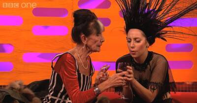 Fans remember June Brown for 'iconic' moment she met Lady Gaga on the Graham Norton Show as EastEnders cast pay tribute - www.manchestereveningnews.co.uk - Britain - county Cotton