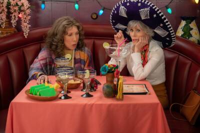 ‘Grace & Frankie’’s Back For One More Season In New First Look Images - etcanada.com - Poland