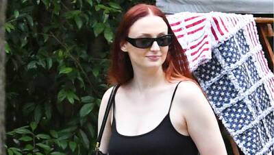 Pregnant Sophie Turner Cradles Her Baby Bump On Shopping Day Out With Joe Jonas - hollywoodlife.com