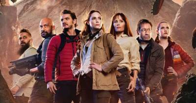 Karen Gillan - James Macavoy - Pedro Pascal - Judd Apatow - Leslie Mann - David Duchovny - Iris Apatow - Karen Gillan 'the only reason' fans watched 'mind-numbing' Netflix satirical comedy The Bubble - dailyrecord.co.uk - Britain - Israel - Palestine