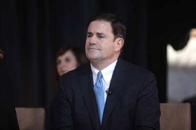 Arizona governor sidesteps question on whether transgender people exist - www.metroweekly.com - USA - Arizona - county Liberty