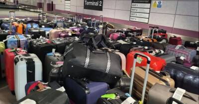 Baggage handler Swissport apologises to Manchester Airport passengers over long luggage delays - www.manchestereveningnews.co.uk - Britain - Manchester - Ireland