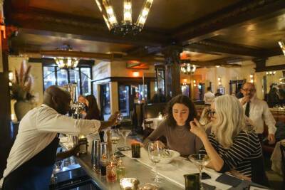 Anthony Bourdain - Onetime Anthony Bourdain spot Les Halles reopens as La Brasserie - nypost.com - France - Paris - New York