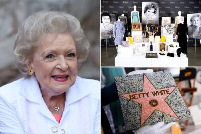 Betty White’s personal belongings going to auction - nypost.com - California - Beverly Hills