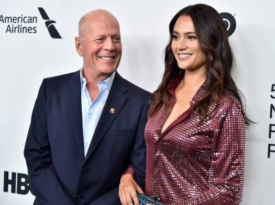 First Photos Of Bruce Willis After Revealing His Aphasia Diagnosis - etcanada.com