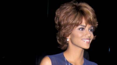 Halle Berry Had the Perfect Response for Someone Who Came for Her Iconic '90s Haircut - www.glamour.com - Las Vegas