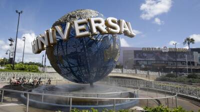 Universal Studios Hollywood Hit By Power Outage, Guests Removed From Some Rides - deadline.com - Los Angeles - Los Angeles