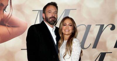 Jennifer Lopez Sparks Ben Affleck Engagement Rumors With Massive Ring on That Finger - www.usmagazine.com - Los Angeles - Los Angeles