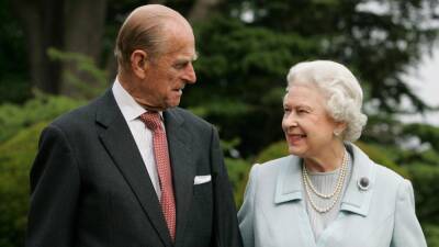 Queen Elizabeth Pays Tribute to Prince Philip on 1-Year Anniversary of His Death - www.etonline.com