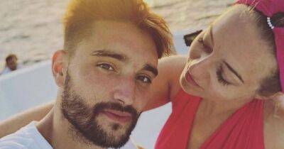 Tom Parker's widow Kelsey tells of 'beautiful' moment she held his hand as he died - www.manchestereveningnews.co.uk - Britain