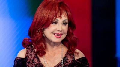 Naomi Judd Dead at 76: Carrie Underwood, John Rich, Mickey Guyton and More Stars Pay Tribute - www.etonline.com - Nashville