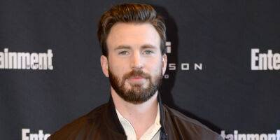Chris Evans - Ryan Gosling - Chris Evans Shows Off Before & After of 'The Gray Man' Mustache - justjared.com - county Gray - county Evans