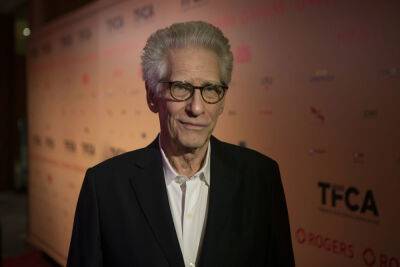 David Cronenberg Breaks Silence On His Fleshy Return To Cannes With ‘Crimes Of The Future’ – Interview - deadline.com