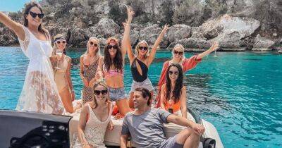 Millie Mackintosh - Ollie Locke - Binky Felstead - Max Darnton - Binky Felstead poses on a boat on Ibiza hen party ahead of Max Darnton wedding - ok.co.uk - Spain - India - Chelsea