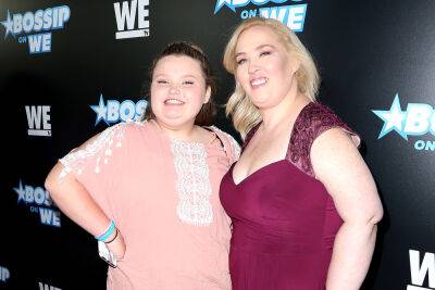 June Shannon - Mama June Defends 16-Year-Old Alana ‘Honey Boo Boo’ Thompson Dating A 20-Year-Old - etcanada.com