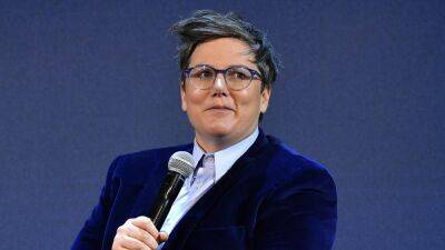 Richard Curtis - Ruby Rose - Jodie Foster - Hannah Gadsby - ‘Hannah Gadsby: Body of Work’ Review: A ‘Feel-Good Show’ With Less Trauma but Plenty of Laughs - thewrap.com - Australia - USA - Iceland - Netflix
