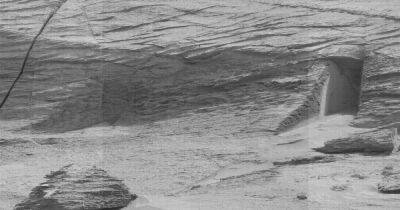 NASA image of 'doorway' snapped on Mars sparks online debate - www.dailyrecord.co.uk - Scotland - USA