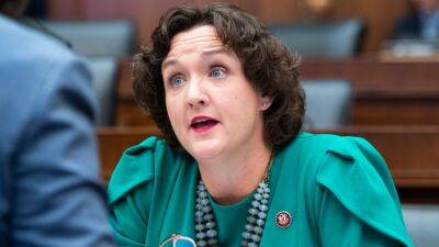 Katie Porter Patiently Explains to Congress That Inflation Actually Impacts Real Families - glamour.com - New York - USA - county Porter - county Warren - city Elizabeth