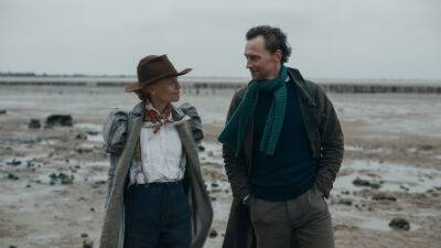 Tom Hiddleston - Clio Barnard - Caroline Framke - Sarah Perry - ‘The Essex Serpent,’ With Claire Danes and Tom Hiddleston, Finds Rich Nuance in Briny Adaptation: TV Review - variety.com