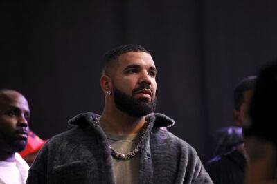 Drake Gets Harassed By Canadian Geese In His Own Yard: ‘We’re Being F–king Bullied’ - etcanada.com - Kentucky