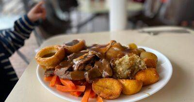 The diner selling Greater Manchester's "cheapest Sunday roast" and it's massive - www.manchestereveningnews.co.uk - Manchester