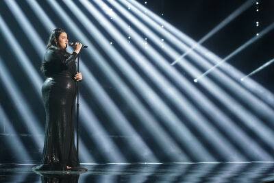 Katy Perry - Lionel Richie - Toronto Teen Nicolina Bozzo Belts Out Incredible Carrie Underwood And Adele Covers On ‘American Idol’ Before Shock Elimination - etcanada.com - USA - Canada - Illinois