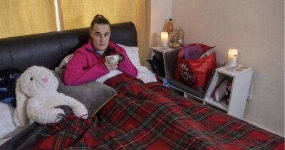 Scots single mum hit with £760 electricity bill forced to use candles to light home - dailyrecord.co.uk - Scotland - county Hamilton