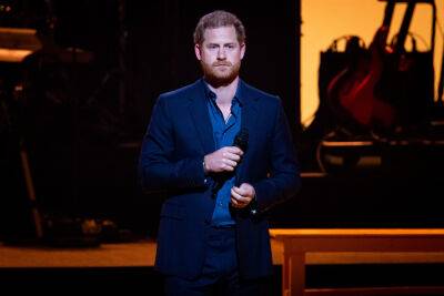 Prince Harry Calls For ‘New Laws’ To Protect Children On Social Media: ‘We’re At A Critical Moment’ - etcanada.com - Britain - France - California - Eu