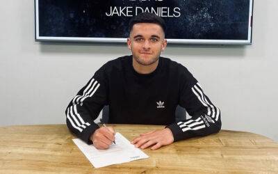 Bravery Praised as Jake Daniels Becomes First Openly Gay UK Male Professional Footballer Since 1990 - gaynation.co - Australia - Britain