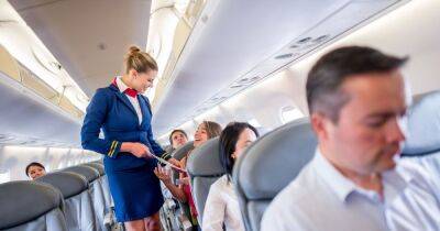 Flight attendant explains why Diet Coke is nightmare drink they hate passengers ordering - dailyrecord.co.uk