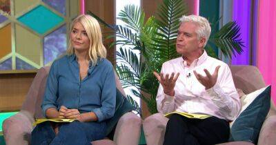 Holly Willoughby - Phillip Schofield - Lisa Snowdon - Miranda Kerr - Richard Madeley - Wim Hof - ITV This Morning viewers baffled over what people are stuffing down their bras in 'new trend' - manchestereveningnews.co.uk - Britain - Hollywood - Mexico - Italy