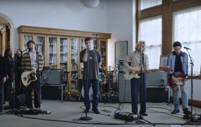 Seth Meyers - Watch Fontaines D.C. perform in an empty library for NPR’s Tiny Desk Concert - nme.com - Britain - USA - Chicago - Ireland
