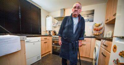 Man's fury at housing association as he's left without heating for SIX WEEKS after boiler broke - manchestereveningnews.co.uk - Manchester