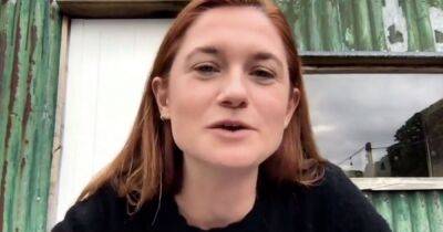 Bonnie Wright - Harry Potter - Jason Isaacs - David Thewlis - Ginny Weasley - The One Show viewers in hysterics after Harry Potter star Bonnie Wright gets simple word totally wrong - ok.co.uk - Britain
