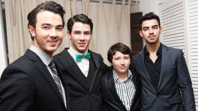 Nick Jonas - Joe Jonas - Kevin Jonas - Priyanka Chopra - Danielle Jonas - Jonas Brothers - Nick Jonas Reveals Daughter Malti Already Has a Favorite Uncle - etonline.com