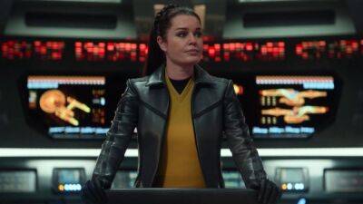Star Trek - Rebecca Romijn - Rebecca Romijn Takes Over the Captain's Chair in 'Star Trek: Strange New Worlds' Sneak Peek (Exclusive) - etonline.com