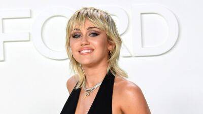 Miley Cyrus Tries Out A Ladylike Lob - glamour.com